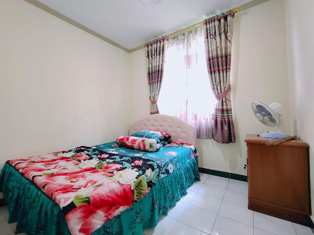 Villa SemestaCikundul エクステリア 写真